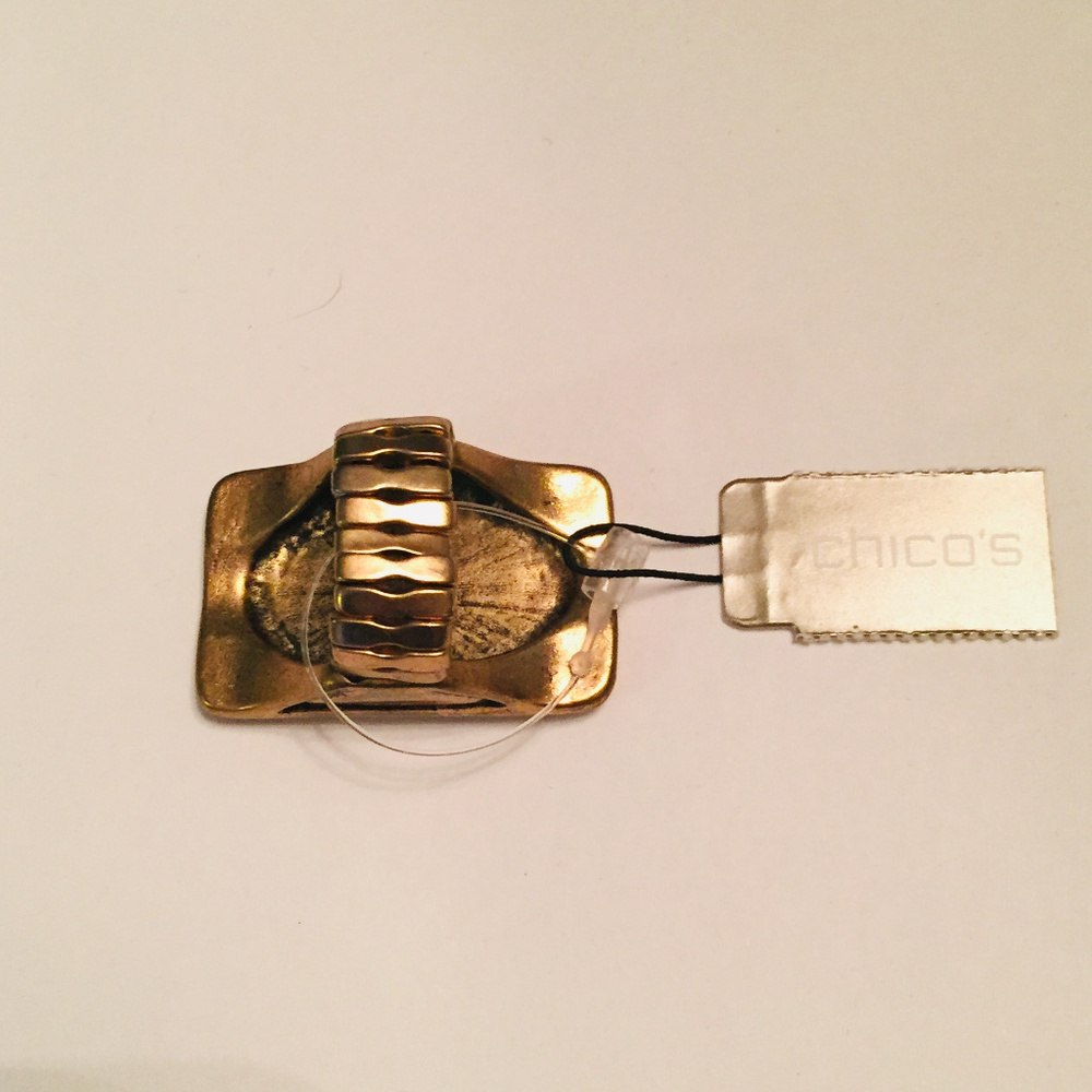 CHICO'S GOLD RING - Picture 2 of 3